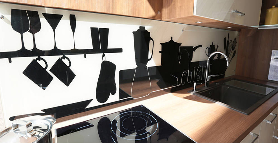 Crédences, décors muraux… les possibilités de décors personnalisés pour avoir une maison à votre image